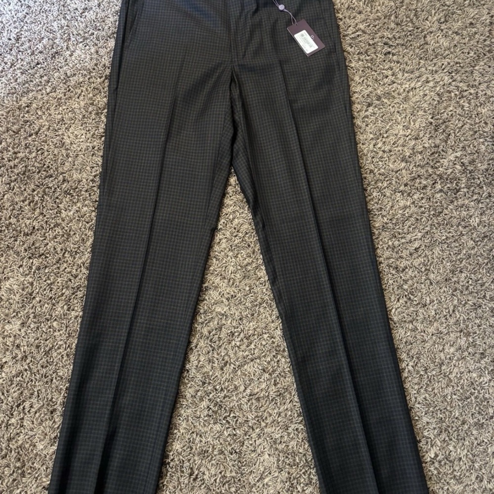 NWT Aristo Eighteen Stirling
Slacks Pants Size 36 Men's 100%
Wool Brown Plaid